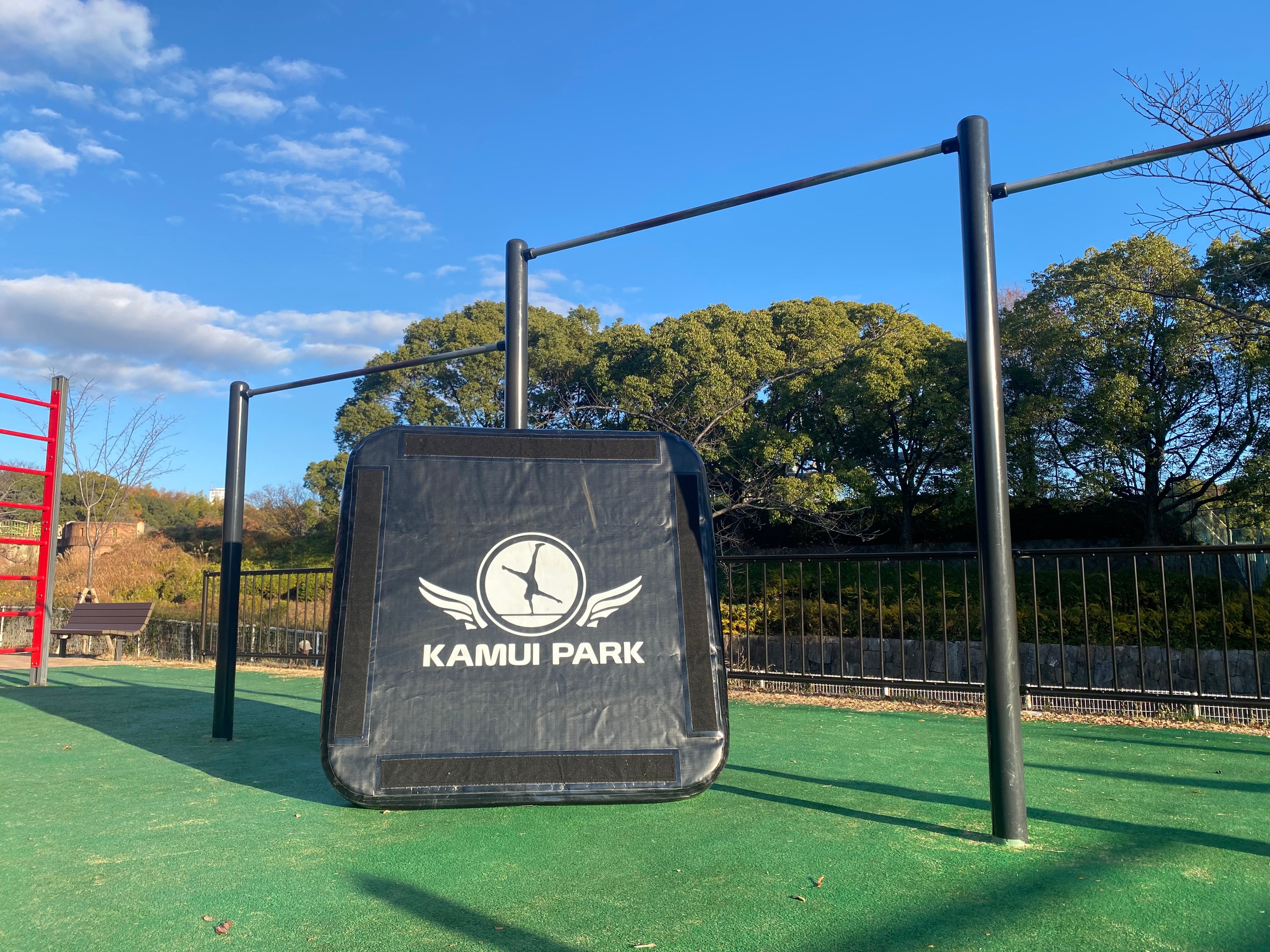 持ち運びエア安全マット Inflatable Crash Pad 150cm-150cm-20cm